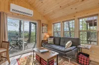 Lake View Adventure Cabin at Bear Bluff Retreat