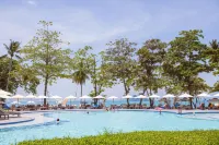 BJ Beachfront Hotel - Beach