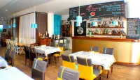 Murex Plaza Hotel & Suites