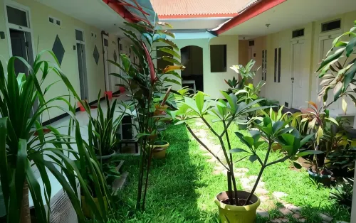 Ria Hotel Jember - Pensions