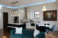 The Luxe High Roller! 2 bed apt in Metropolis near Harrah's Casino! Pet friendly