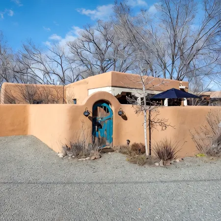 Downtown 100 Year Old Adobe - Walk to the Santa Fe Plaza & Railyard District