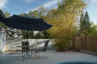 Newly Renovated 4 Bedroom Pool House - Homestays