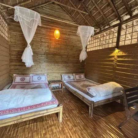 Happy Lemon Tree Lodge