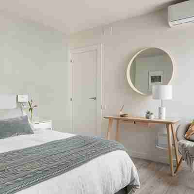 Nordic style apartment near Plaza España Rooms