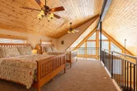Yellowstone - Hot Tub - Family Vacation - World Class Fishing - 4-Star