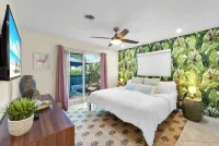 Surfside Beach House + Steps to sand & free parking! - 4-Star