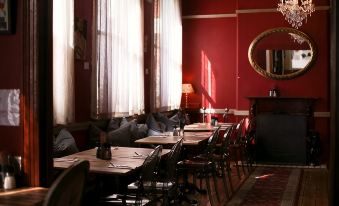 Daylesford Art Motel