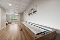 HILLTOP HAVEN~9 Minutes to Dahlonega Square~Wineries~Arcade~Fire Pit - 4-Star