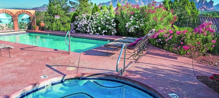A Sunset Chateau Hotels in Coconino County