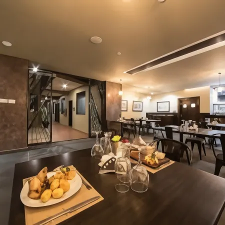 Speke Apartments Kitante