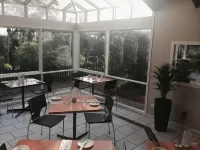 Artesian Spa Motel - breakfast