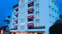 The Cube Hotel Malioboro, Azana Hotels Collection - parking
