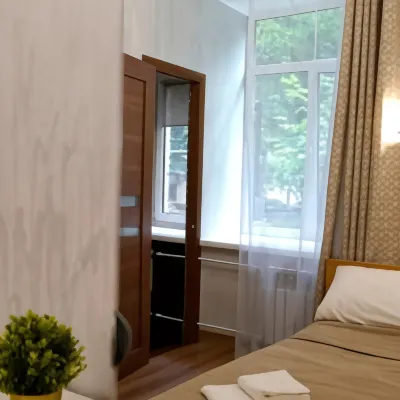 Weekend Place Mini-Hotel Các khách sạn gần Công viên Neskuchny