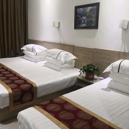 Zuoyun Muqingchi Bathing Accommodation