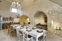 Wonderful Charming Villa with pool in the suggestive countryside near the sea,