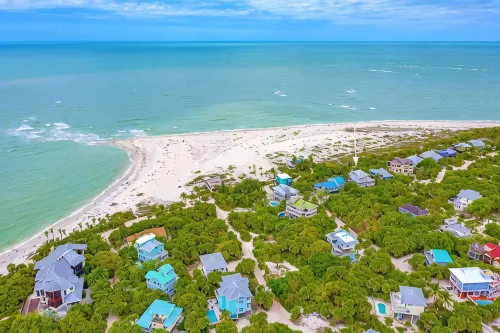 BEACHFRONT, HEATED POOL, KAYAKS/SUP, LANAI W/ GULF VIEWS, 85' DOCK, 2 GOLF CARTS - Pool