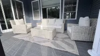 Modern Spacious 6-Bedroom - Track Season Retreat - 20 min from Track - Homestays