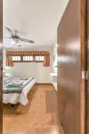 1 bdr apartment with heated pool, close to the beach, Complex Garden City