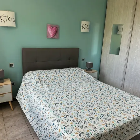 Uzès: "L'Olivier" Apartment in a Country House, 10 Minutes on Foot from downtown—July Discount