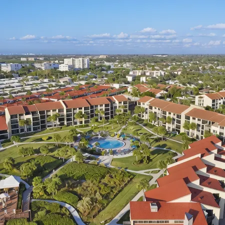 Siesta Dunes 1st Floor Beach Retreat