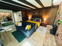 4 Bedroom Family Cabin • 5 Min Stroll to Lake Gregory!