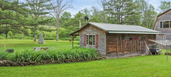 Mountain Rose Horse Farm - Guest Cottage Hotels in Steuben County