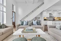 BIG GROUP TRIPS! PRIME LOCATION 2MILES TO BROADWAY!!! UP TO 5 HOMES TOGETHER! - 5-Star