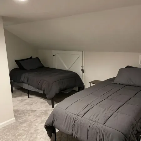 Charming 2bdrm house, minutes from Spooky Nook