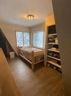 Cozy Cabin