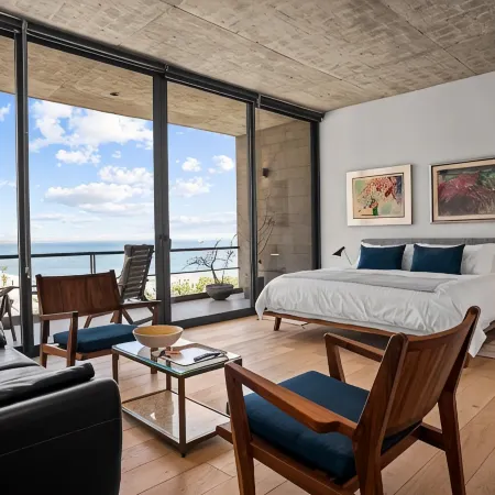 Luxurious Residence with Panoramic Views to the Sea of Cortés