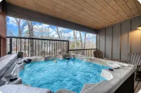 NEW/Sleeps 26! Heated Pool/HotTub/Games/5 min Pkwy - Private Pools