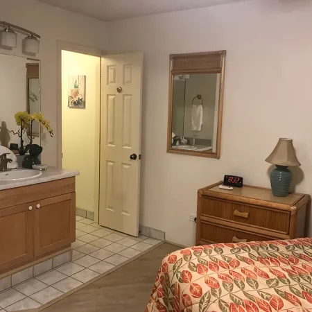 Beautiful Ocean View Maui Sunset Condo - B213