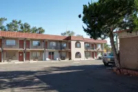 High Chaparral Inn - 2-Star