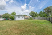 Entire Home: 4 Blocks to Ocean-Jacksonville Beach - 2-Star
