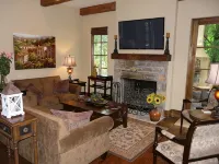Villa Oliveti, an Authentic Tuscan Villa in Montaluce, License #4833 - 4 tähden