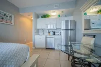 Waterfront Studio Condo by Madeira Beach - 3-Star