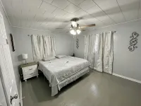 Cozy Fonzie Flat - 2-Star