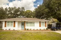Tranquility on Teringo - close to the beach & downtown - includes golf cart! - 4-Star