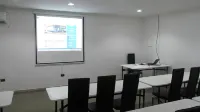 Hotel Astore Suites - 2-Star