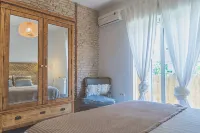 SPECTACULAR 3 BEDROOMS HOUSE, 2 PRIVATE TERRACES.<br> - Bungalow