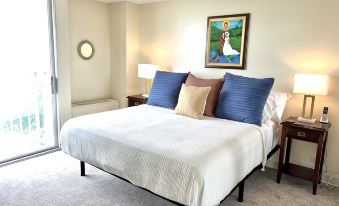 Beautiful Condo in the Heart of Hilo - Pool - A/C #718
