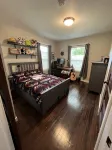 Beautifully renovated 100yr old craftsman home near Stadium District. - ห้องครัว
