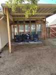Location! Location! Rare find. Three bedroom two bath house located in Rockwall. - Homestays