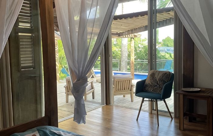 Wooden villa with private pool in a tropical garden 3 minutes from the beach