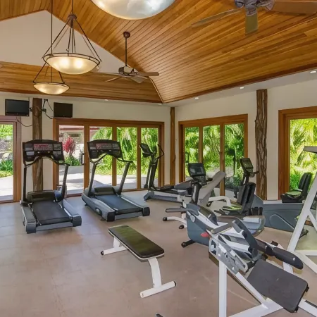 Luxury 4 Bedroom with private pool & Spa