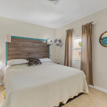 NOKOMIS BEACH BUNGALOW 227