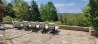Bluestone Manor--Spacious Mountain Home for Your Next Adventure - Homestays