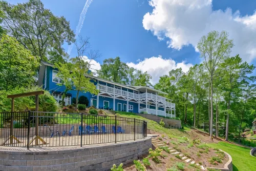 9 br / 7 bath - 3-Star