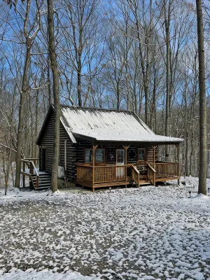 Quiet and Comfy cabin at Patoka Lake - Chalets